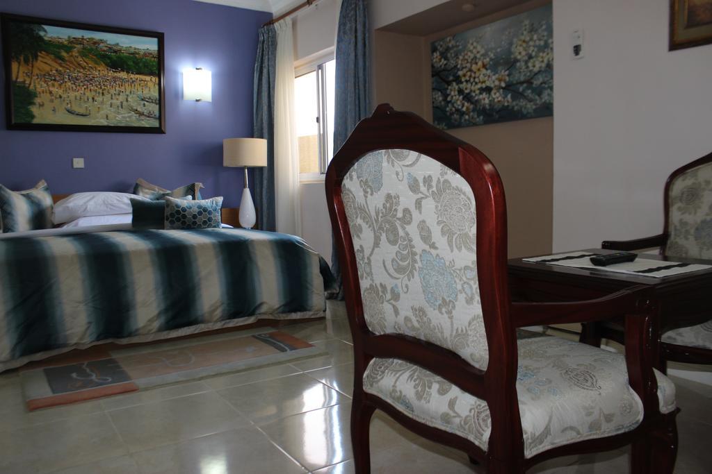 Alma House Hotel 阿克拉 外观 照片