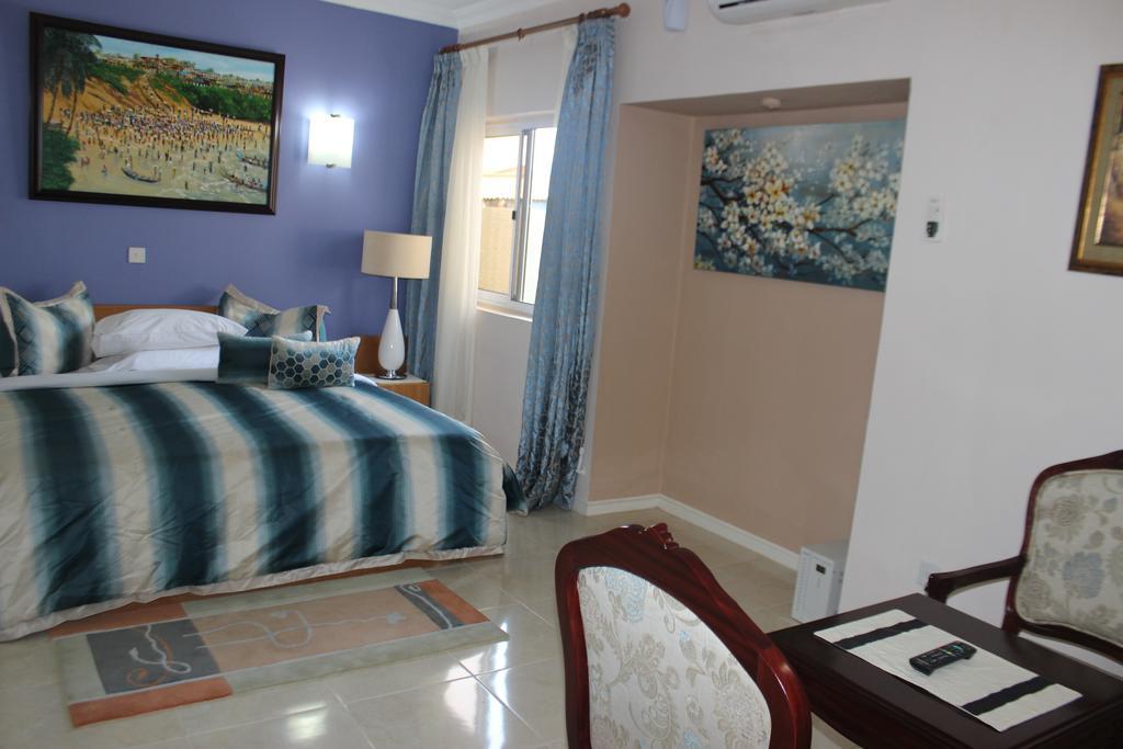 Alma House Hotel 阿克拉 外观 照片