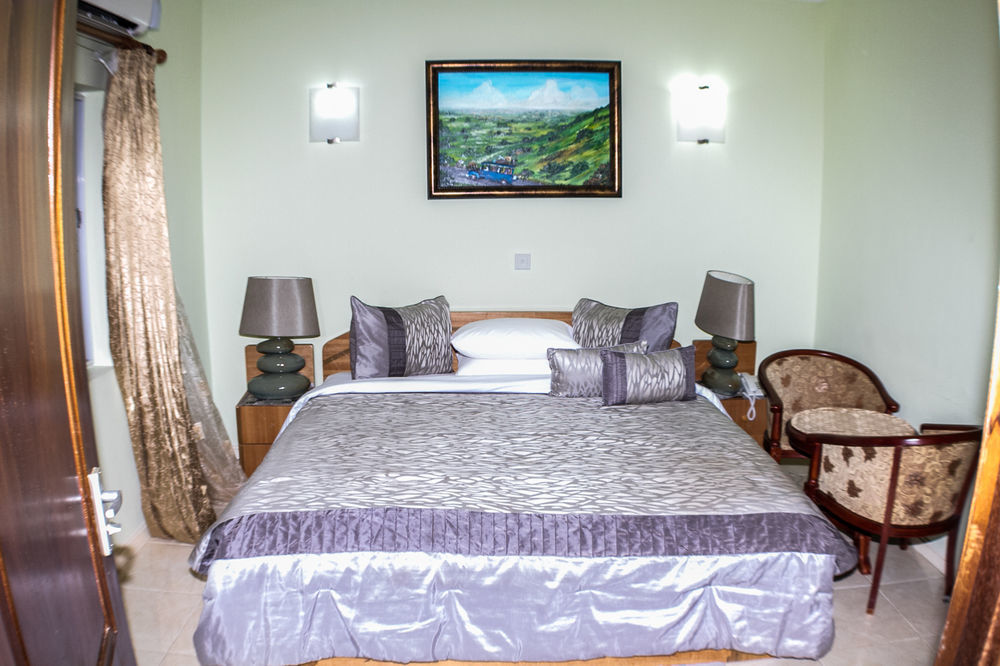 Alma House Hotel 阿克拉 外观 照片