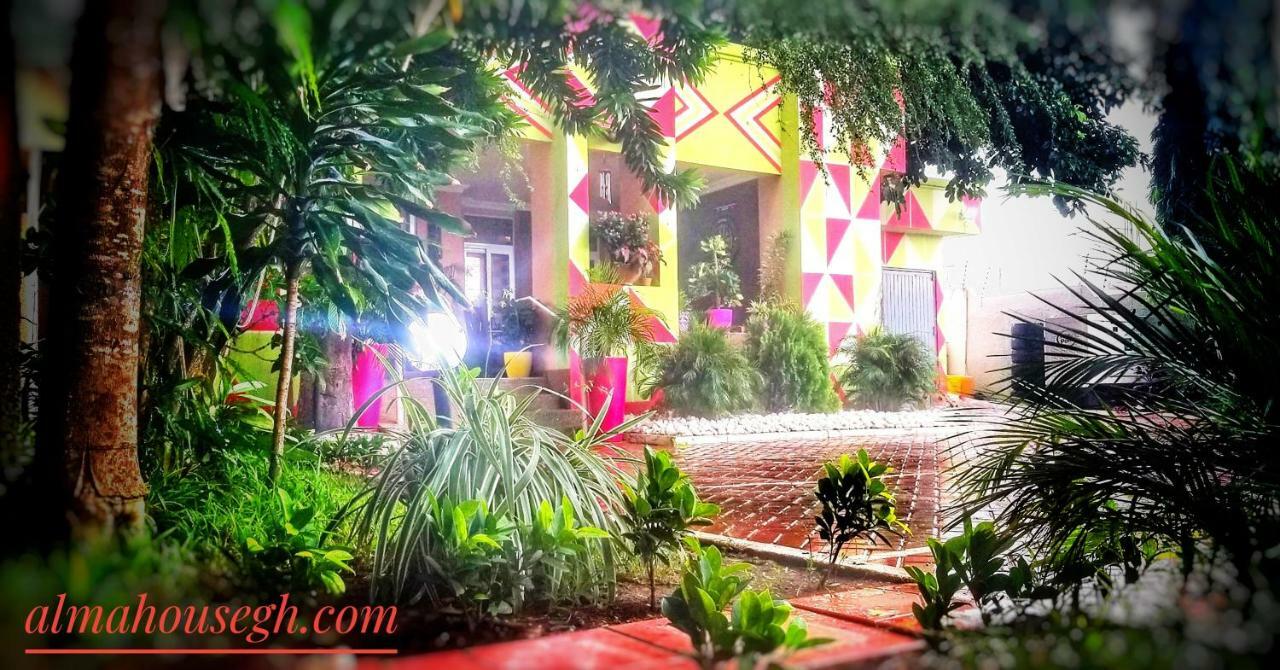 Alma House Hotel 阿克拉 外观 照片
